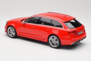 Audi RS6 C7 Avant Rood Minichamps 1:18 110012011 Metaal — afbeelding 7 van 8