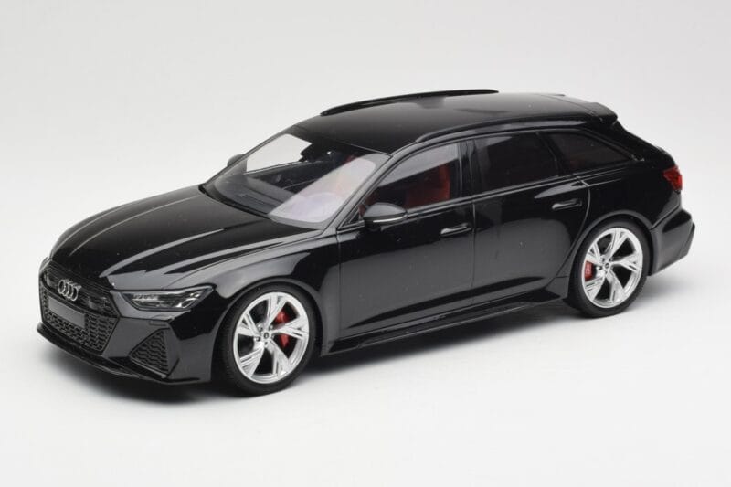 Audi RS6 C8 Avant Black Metallic Minichamps 1:18 155018014 Metaal