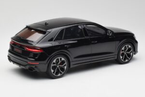 Audi RSQ8 Night Zwart GT Spirit 1:18 GT305 Hars — afbeelding 2 van 6