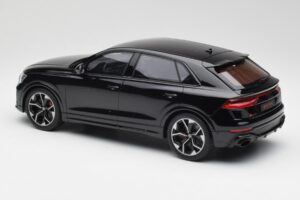 Audi RSQ8 Night Zwart GT Spirit 1:18 GT305 Hars — afbeelding 5 van 6