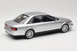 Audi S4 C4 4.2 V8 Crystal Silver Otto 1:18 OT464 Hars — afbeelding 2 van 6