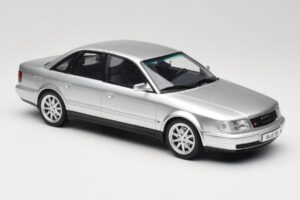 Audi S4 C4 4.2 V8 Crystal Silver Otto 1:18 OT464 Hars — afbeelding 4 van 6