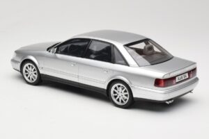 Audi S4 C4 4.2 V8 Crystal Silver Otto 1:18 OT464 Hars — afbeelding 5 van 6