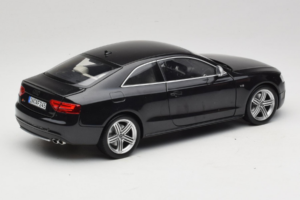 Audi S5 B8 Coupe Zwart Norev 1:18 188360 Metaal — afbeelding 3 van 8