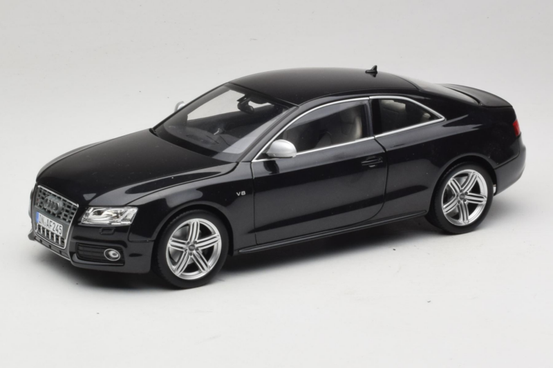 Audi S5 B8 Coupe Zwart Norev 1:18 188360 Metaal