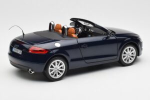 Audi TT 8J Roadster Diepe Zeeblauw Minichamps 1:18 5010500525 Metaal — afbeelding 3 van 8