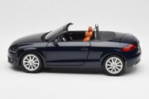 Audi TT 8J Roadster Diepe Zeeblauw Minichamps 1:18 5010500525 Metaal — afbeelding 4 van 8