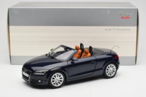 Audi TT 8J Roadster Diepe Zeeblauw Minichamps 1:18 5010500525 Metaal — afbeelding 8 van 8