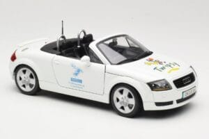 Audi TT 8N Cabriolet Wit Maisto 1:18 56065 Metaal — afbeelding 6 van 8
