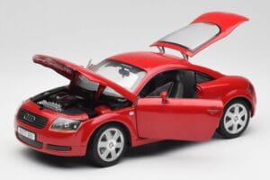 Audi TT 8N Coupe Rood Revell 1:18 89909092 Metaal — afbeelding 2 van 8