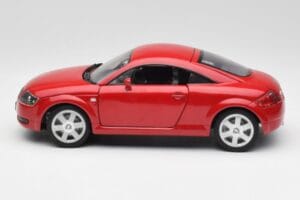 Audi TT 8N Coupe Rood Revell 1:18 89909092 Metaal — afbeelding 4 van 8