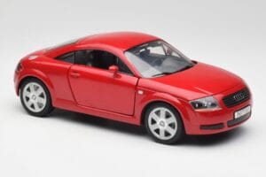 Audi TT 8N Coupe Rood Revell 1:18 89909092 Metaal — afbeelding 6 van 8