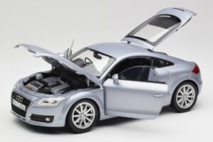 Audi TT 8N RHD Lake Zilver Metallic Minichamps 1:18 150015020 Metaal — afbeelding 2 van 8