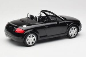 Audi TT 8N Roadster Black Metallic Minichamps 1:18 155017030 Metaal — afbeelding 2 van 6