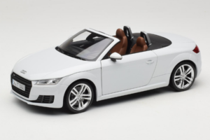 Audi TT 8S Roadster Glacier White Minichamps 1:18 5011400515 Metaal
