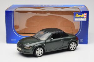 Audi TT 8N Roadster Groen Revell 1:18 8979 Metaal — afbeelding 8 van 8