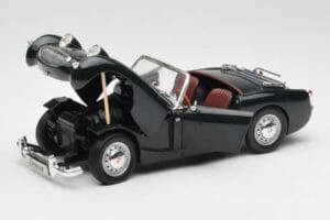 Austin-Healey Sprite Leaf Green Revell 1:18 08837 Metaal — afbeelding 2 van 8