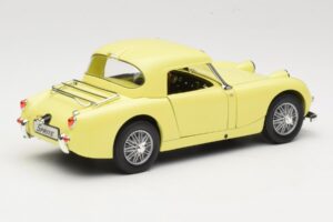Austin-Healey Sprite Mk1 Geel Revell 1:18 8835 Metaal — afbeelding 3 van 8