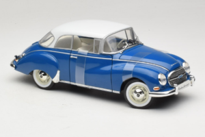 Auto Union 1000 S Coupe Blauw Wit Revell 1:18 08909 Metaal — afbeelding 4 van 6