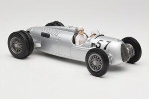 Auto Union Type C #57 H. Stuck Winner Shelsley Walsh Hill Climb 1936 Minichamps 1:18 155361057 Metaal — afbeelding 4 van 6