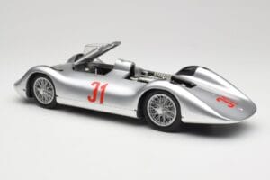 Auto Union Typ C Stromlinie #31 B. Rosemeyer 1937 Zilver Revell 1:18 08436 Metaal — afbeelding 5 van 8