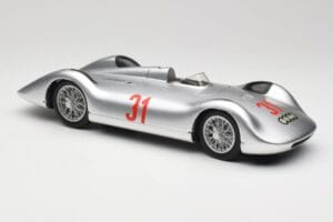 Auto Union Typ C Stromlinie #31 B. Rosemeyer 1937 Zilver Revell 1:18 08436 Metaal — afbeelding 6 van 8