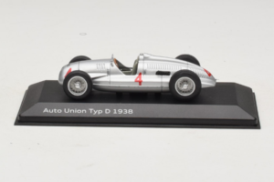 Auto Union Typ D #4 Zilver Minichamps 1:43 5030900703 Metaal