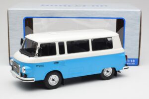 Barkas B1000 Blauw & Wit MCG 1:18 MCG18007 Metaal — afbeelding 2 van 6