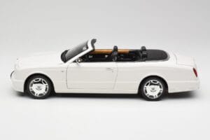 Bentley Azure Glacier White Minichamps 1:18 100139502 Metaal — afbeelding 4 van 8