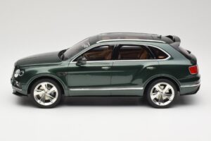 Bentley Bentayga Styling Pack Groen GT Spirit 1:18 GT133 Hars — afbeelding 3 van 6
