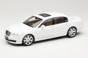 Bentley Continental Flying Spur Wit Minichamps 1:18 100139461 Metaal