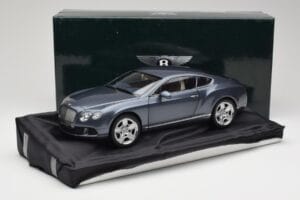 Bentley Continental GT Grey Metallic Minichamps 1:18 100139920 Metaal — afbeelding 8 van 8