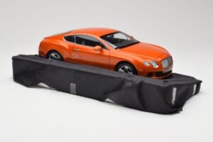 Bentley Continental GT Orange Metallic Minichamps 1:18 100139921 Metaal — afbeelding 6 van 8