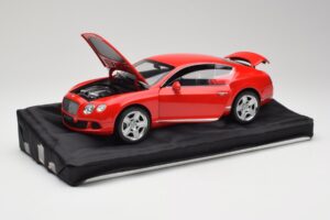 Bentley Continental GT St. James Red Minichamps 1:18 100139922 Metaal — afbeelding 2 van 8