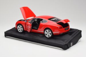 Bentley Continental GT St. James Red Minichamps 1:18 100139922 Metaal — afbeelding 5 van 8