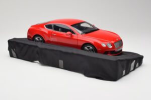 Bentley Continental GT St. James Red Minichamps 1:18 100139922 Metaal — afbeelding 6 van 8