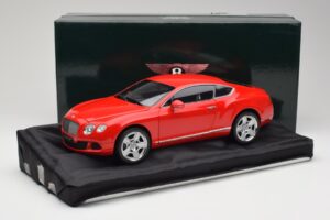 Bentley Continental GT St. James Red Minichamps 1:18 100139922 Metaal — afbeelding 8 van 8