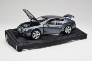 Bentley Continental GT Thunder Grijs Minichamps 1:18 BL835 — afbeelding 2 van 8