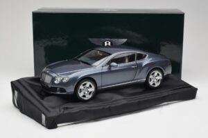 Bentley Continental GT Thunder Grijs Minichamps 1:18 BL835 — afbeelding 8 van 8
