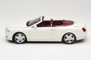 Bentley Continental GTC Wit Minichamps 1:18 100139032 Metaal — afbeelding 4 van 8