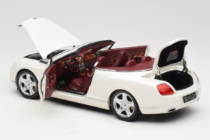 Bentley Continental GTC Wit Minichamps 1:18 100139032 Metaal — afbeelding 5 van 8
