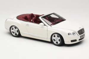 Bentley Continental GTC Wit Minichamps 1:18 100139032 Metaal — afbeelding 6 van 8