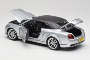 Bentley Continental Supersports Cabriolet 1e Generatie Zilver Bburago 1:18 18-11037S Metaal — afbeelding 5 van 8