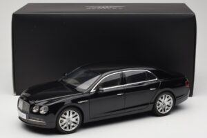 Bentley Flying Spur W12 Diamond Black Kyosho 1:18 08891DBK Metaal — afbeelding 8 van 8