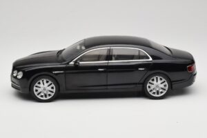 Bentley Flying Spur W12 Onyx Black Kyosho 1:18 08891NX Metaal — afbeelding 4 van 8