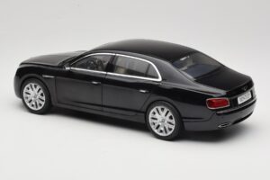 Bentley Flying Spur W12 Onyx Black Kyosho 1:18 08891NX Metaal — afbeelding 7 van 8
