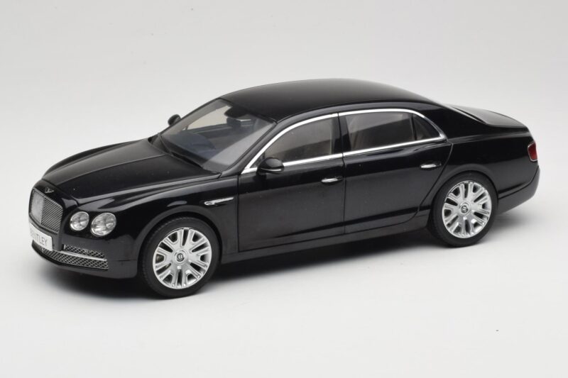 Bentley Flying Spur W12 Onyx Black Kyosho 1:18 08891NX Metaal