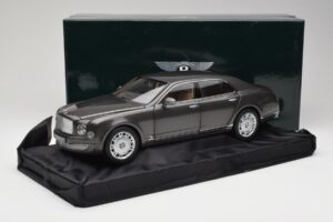 Bentley Mulsanne Brodgar Metallic Minichamps 1:18 BL843 Metaal — afbeelding 8 van 8