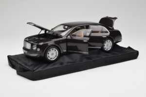 Bentley Mulsanne Burnt Oak Minichamps 1:18 100139905 Metaal — afbeelding 2 van 8