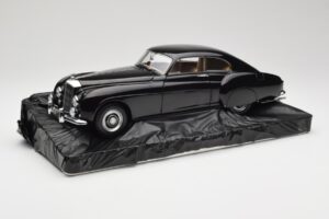 Bentley R-Type Continental Black Metallic Minichamps 1:18 100139420 Metaal